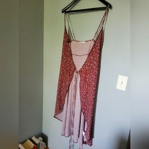 Red flowered wrap dress XS